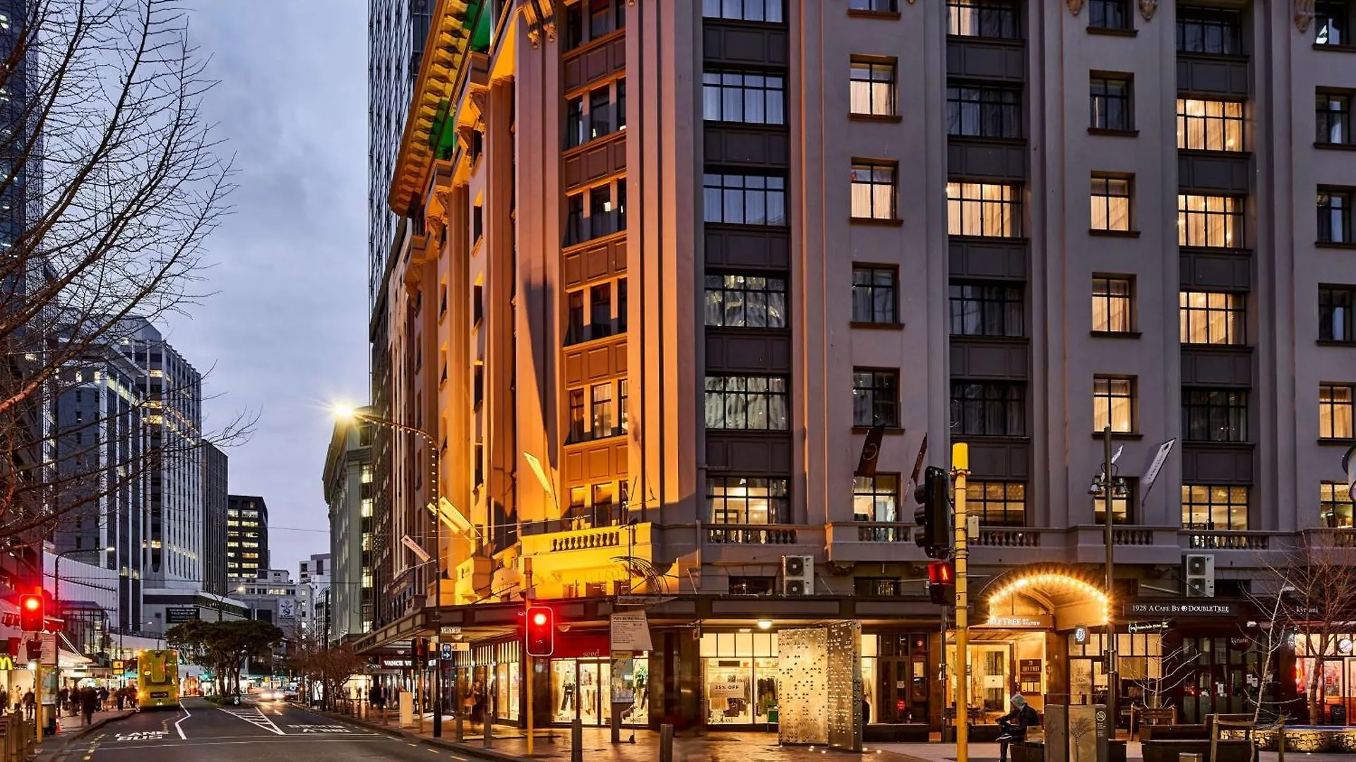 Doubletree By Hilton Wellington Hotel