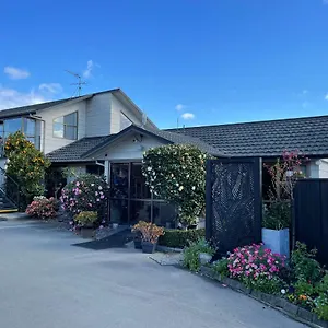 4* Motel Colonial