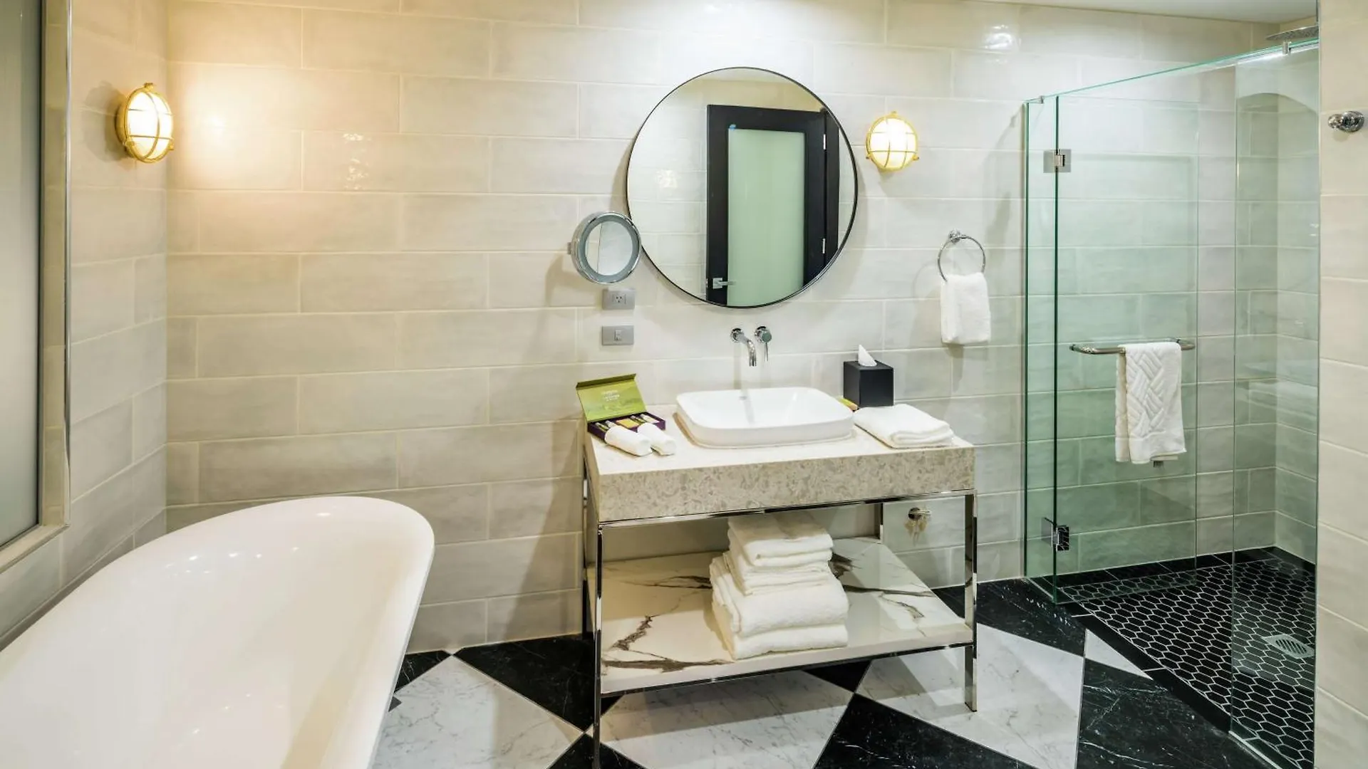 Hotel Doubletree By Hilton Wellington 5*,  Nouvelle-Zélande